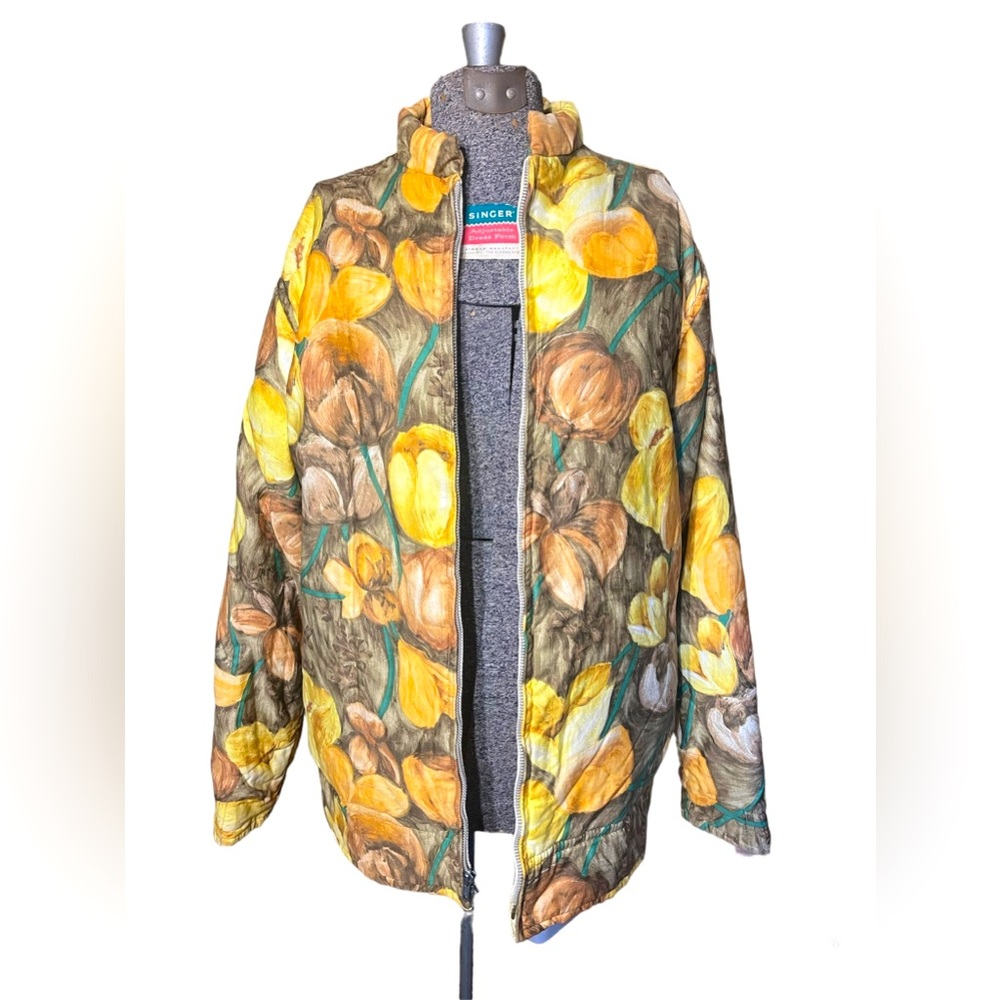 1970s Women’s Vintage Ski Coat.
